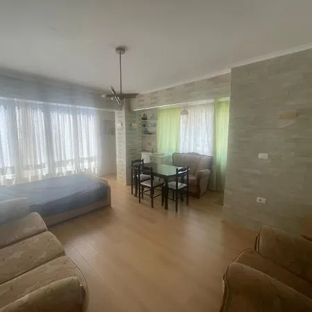 Citycenter Lejlighed Pogradec